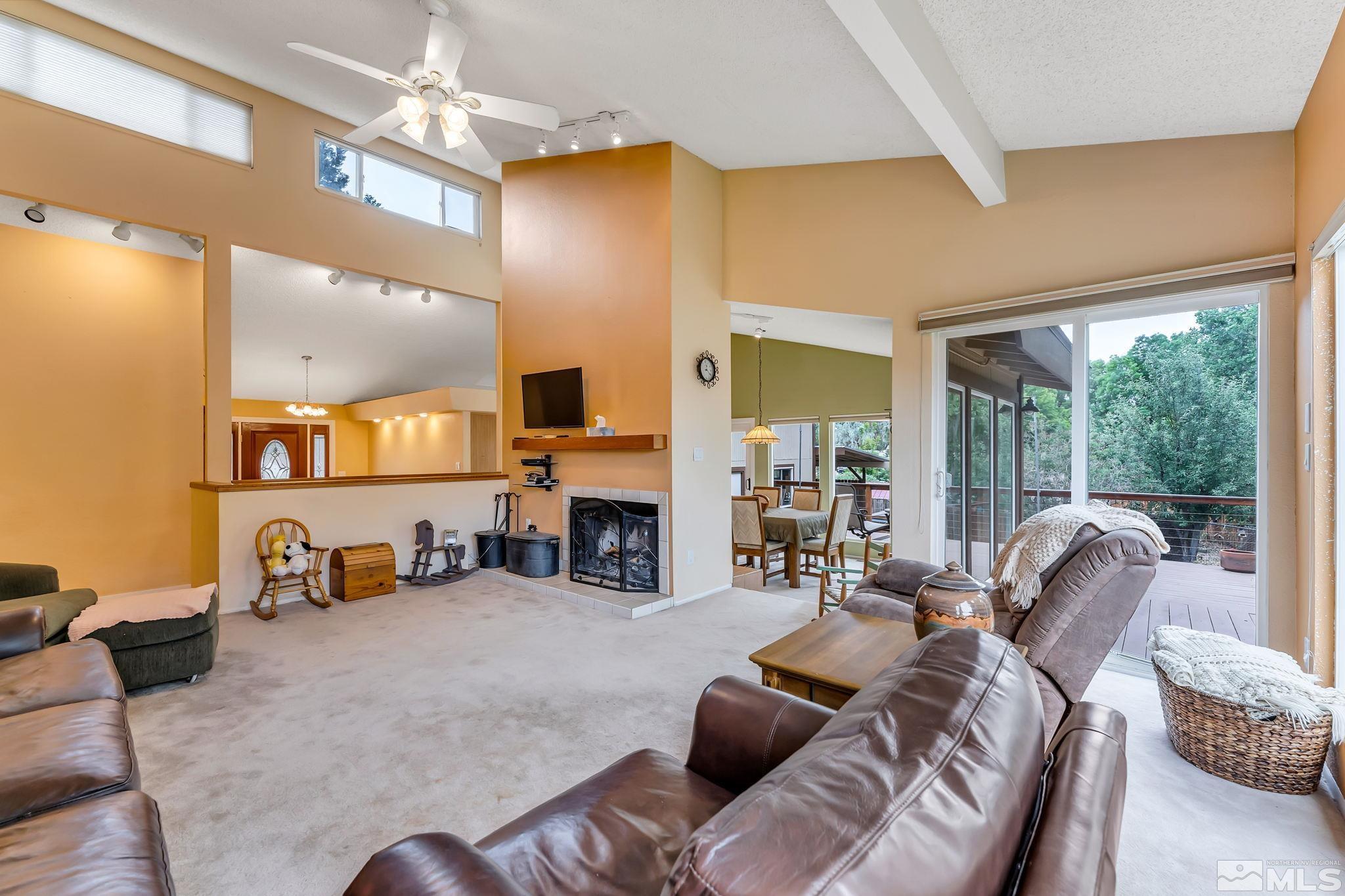 7605 Palos Verdes Circle Reno, NV 89502 - Photo 8 of 40 Photo 8