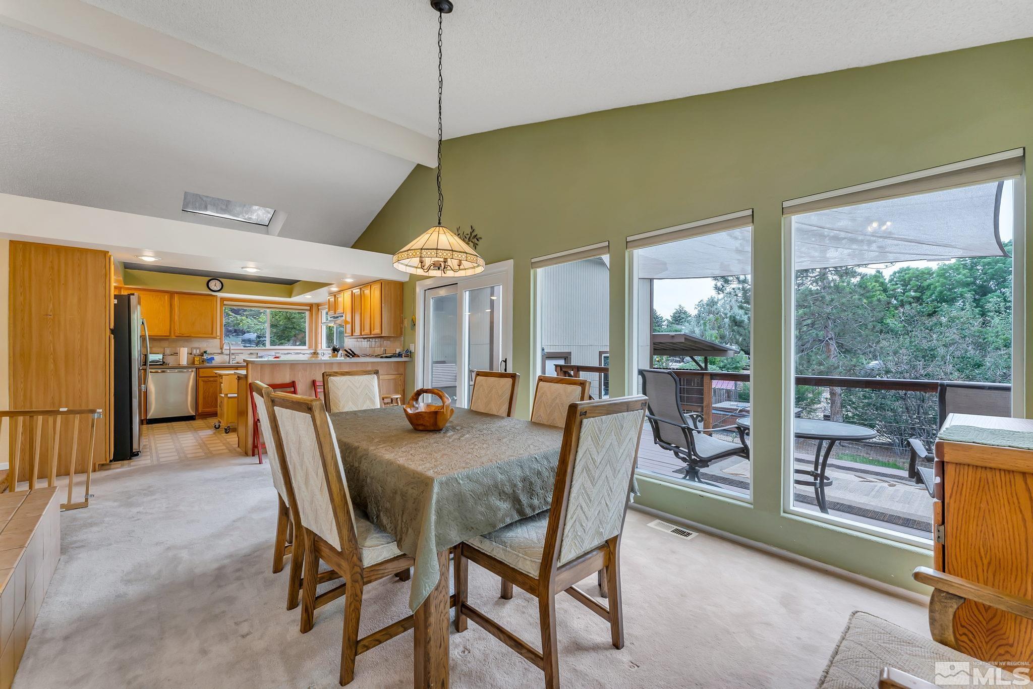 7605 Palos Verdes Circle Reno, NV 89502 - Photo 9 of 40 Photo 9