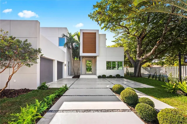 $6,500,000 | 3200 Calusa Street, Coconut Grove, FL 33133