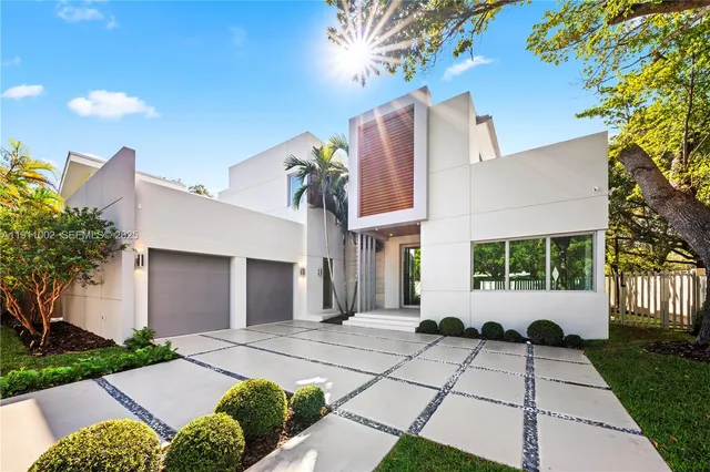 $6,500,000 | 3200 Calusa Street, Coconut Grove, FL 33133