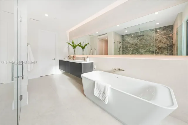 $6,500,000 | 3200 Calusa Street, Coconut Grove, FL 33133