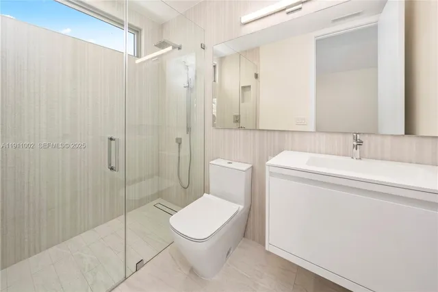 $6,500,000 | 3200 Calusa Street, Coconut Grove, FL 33133