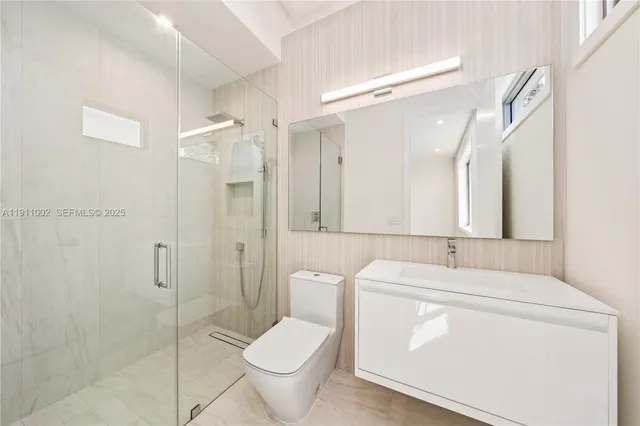 $6,500,000 | 3200 Calusa Street, Coconut Grove, FL 33133