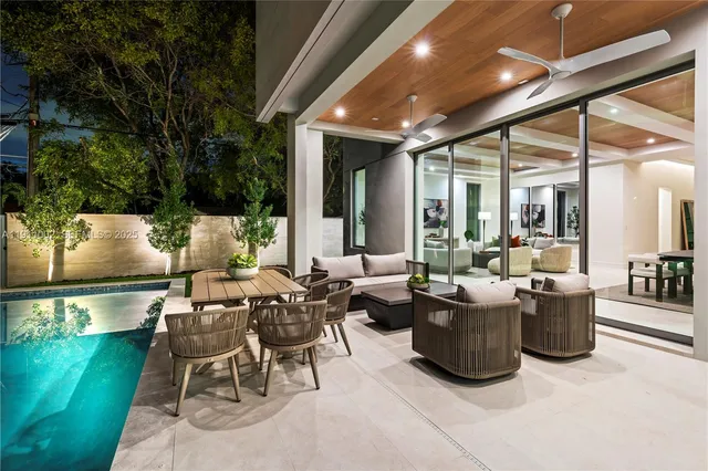 $6,500,000 | 3200 Calusa Street, Coconut Grove, FL 33133