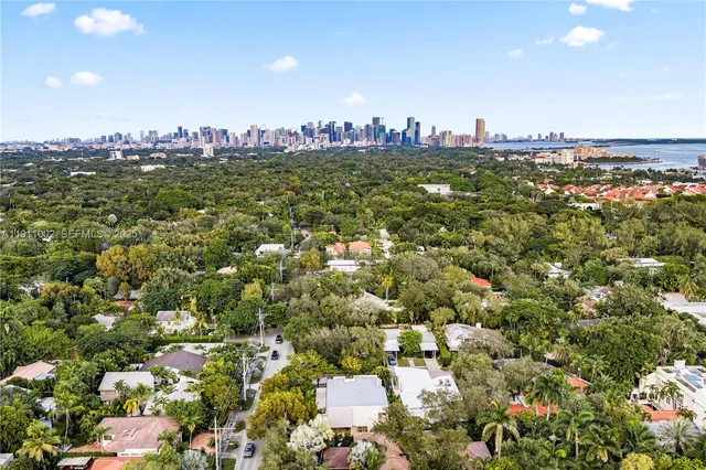 $6,500,000 | 3200 Calusa Street, Coconut Grove, FL 33133