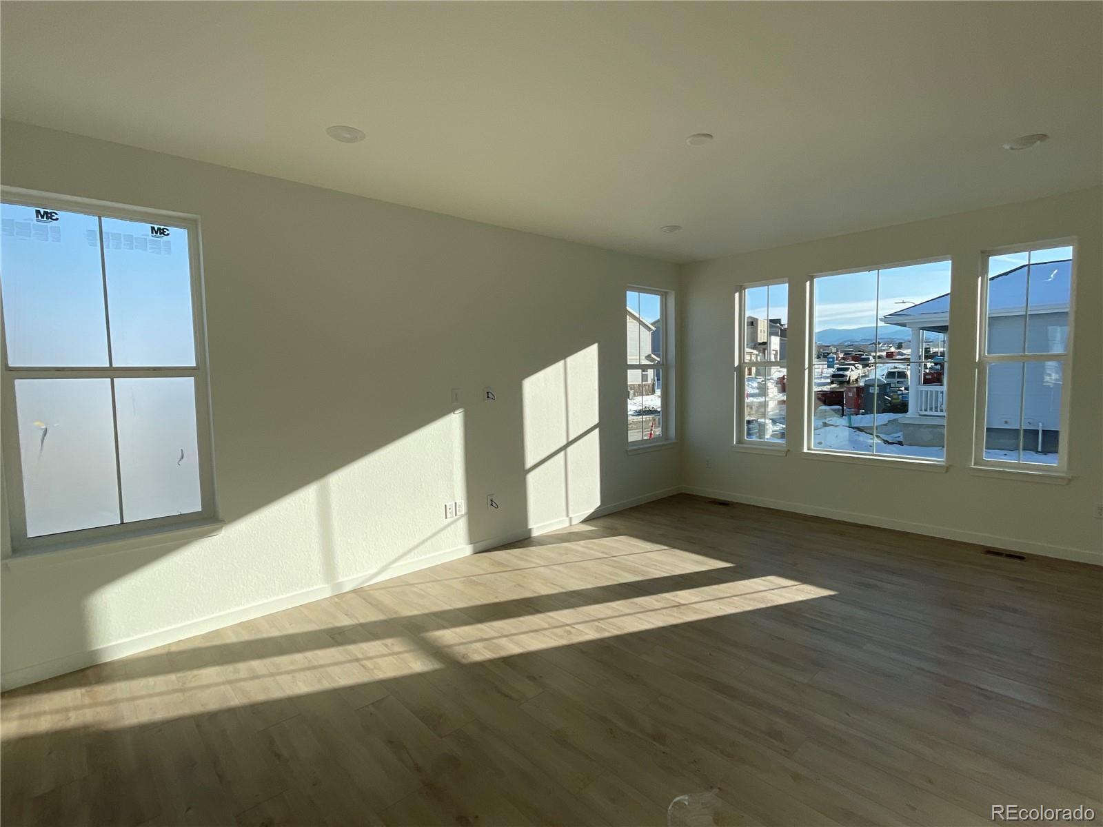8276 Mount Harvard Road Littleton, CO 80125 - Photo 6 of 19 Gallery Image 6