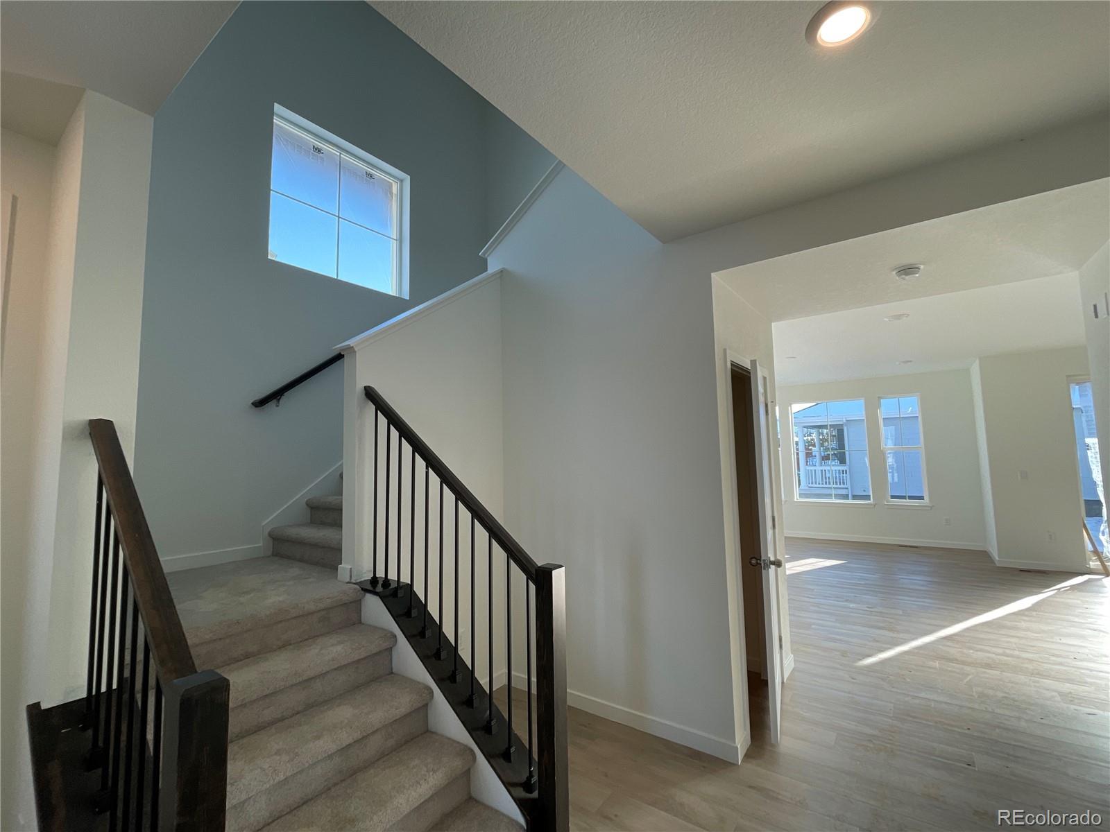 8276 Mount Harvard Road Littleton, CO 80125 - Photo 7 of 19 Gallery Image 7
