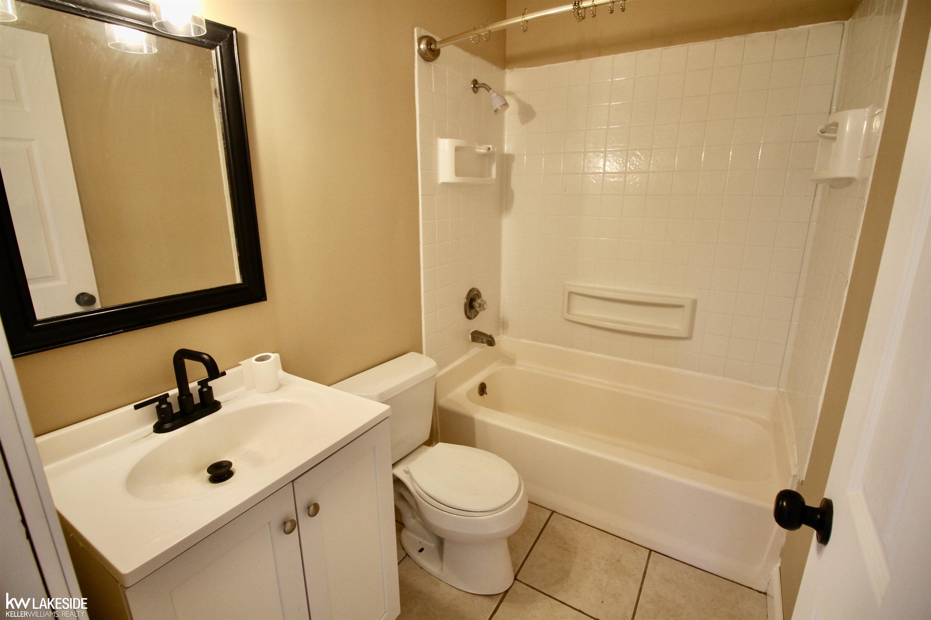 4191 Miller Road Capac, MI 48014 - Photo 10 of 21 50180139-9df2bb60-6c91-451d-800c-5103c82f5517.JPG