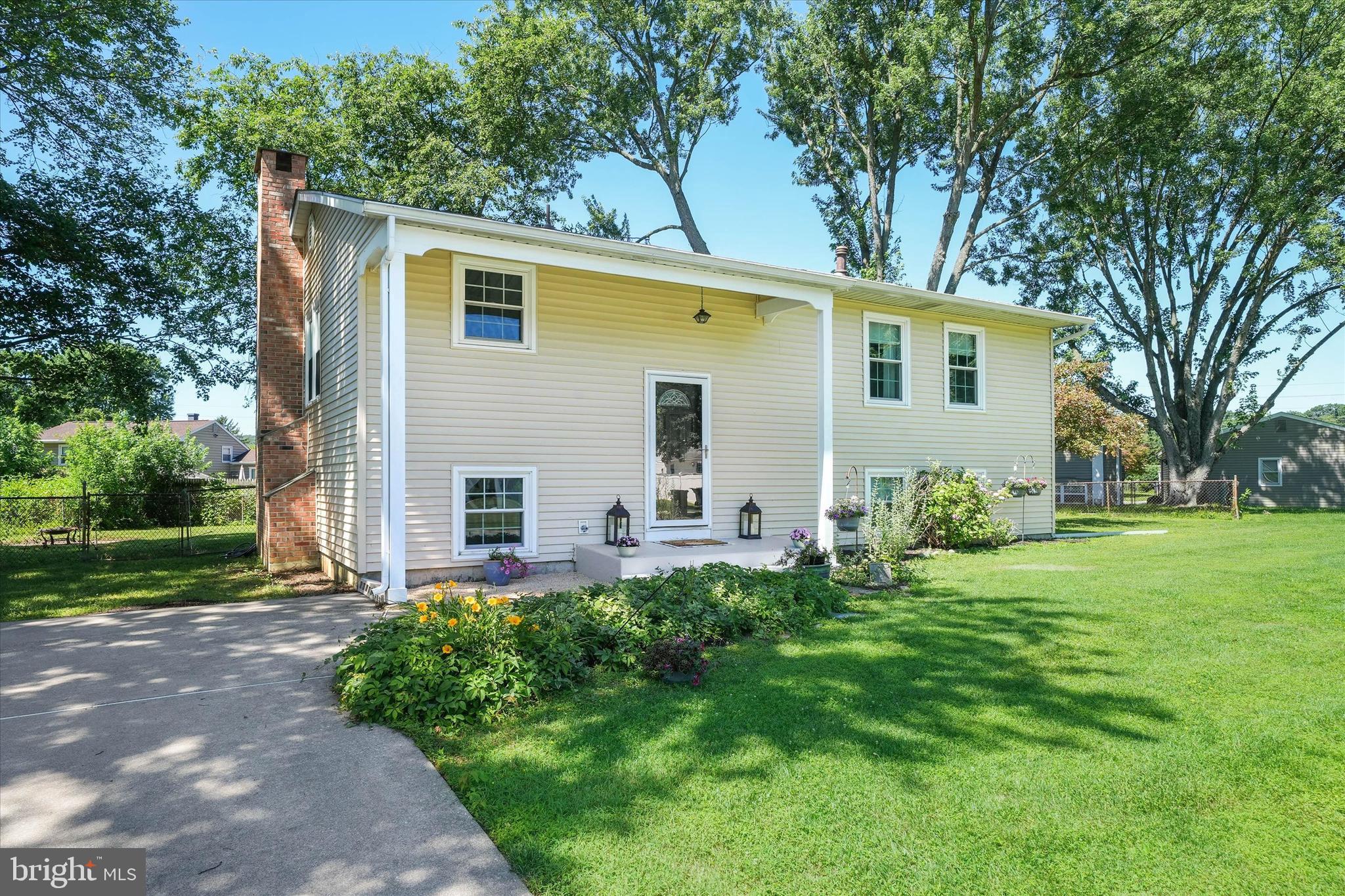 1203 Pinefield Road Newark, DE 19713 - Photo 1 of 33