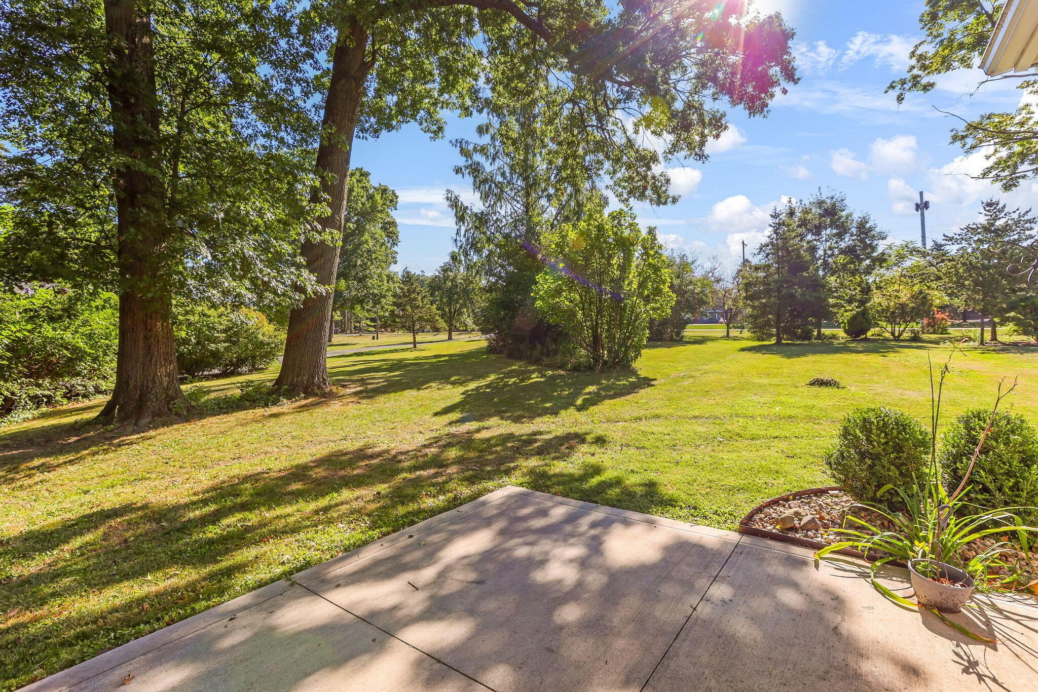 7949 Flint Road Columbus, OH 43235 - Photo 45 of 68 45-web-or-mls-G02A2324