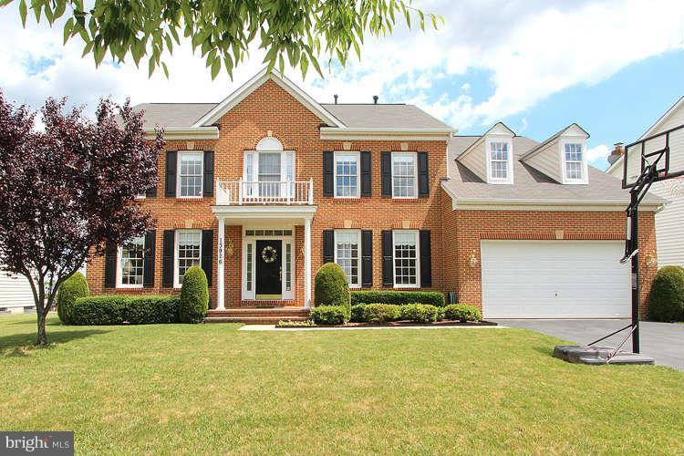13926 Bromfield Road Germantown, MD 20874 - Photo 1 of 30 Exterior (Front)