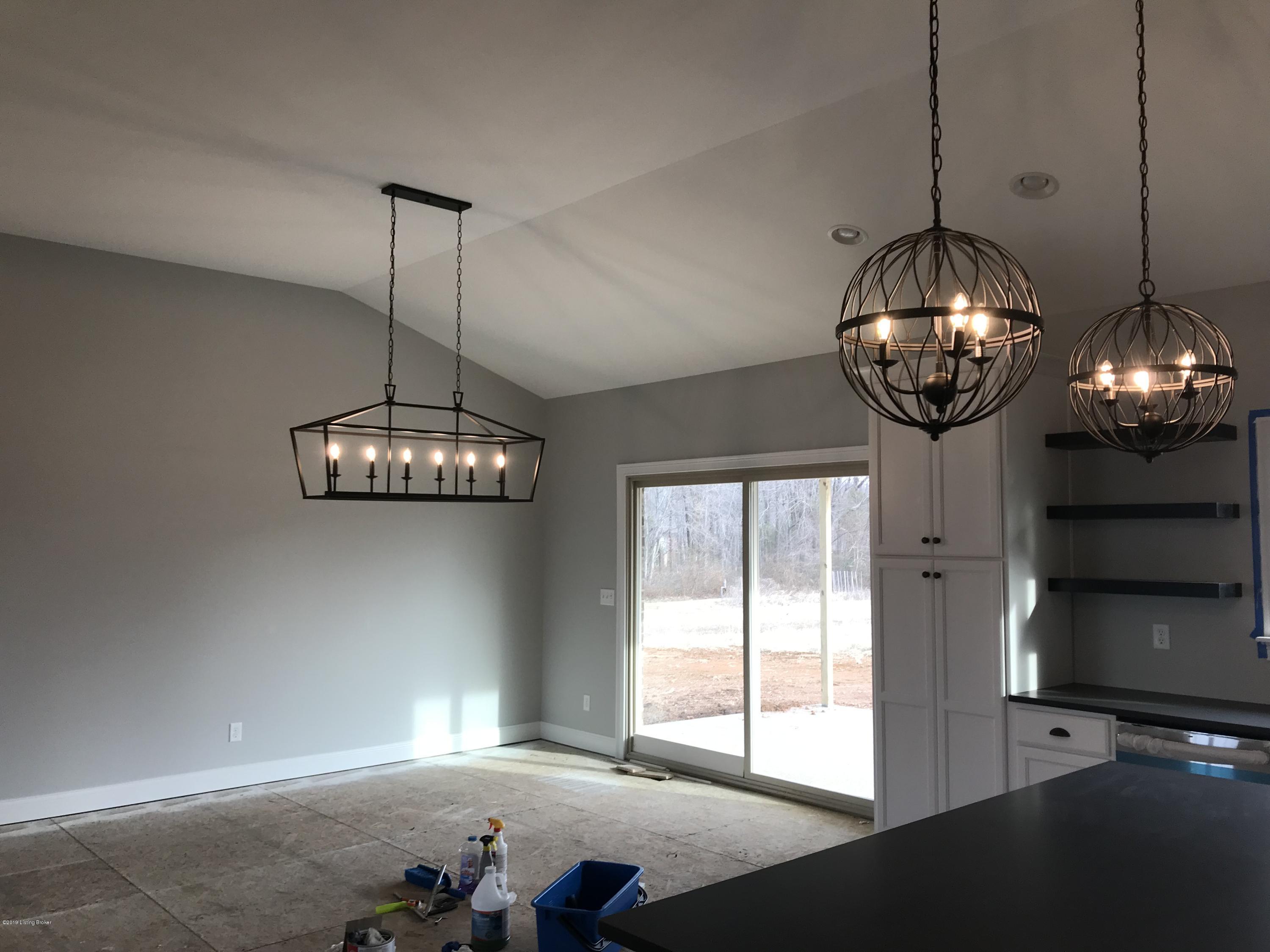9716 Gutenberg Road Louisville, KY 40299 - Photo 7 of 23 Large Dining Area