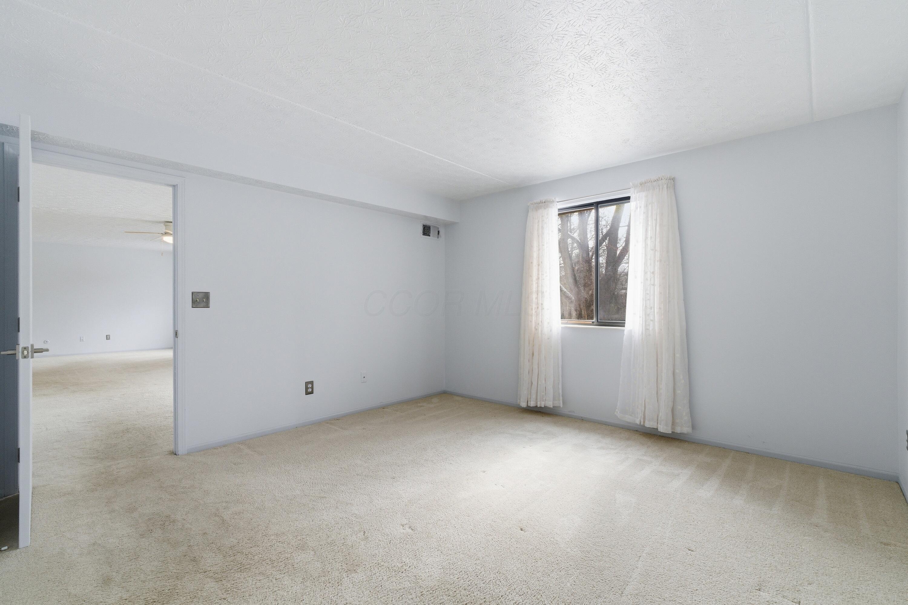 3941 Karl Road, Unit 133 Columbus, OH 43224 - Photo 15 of 23