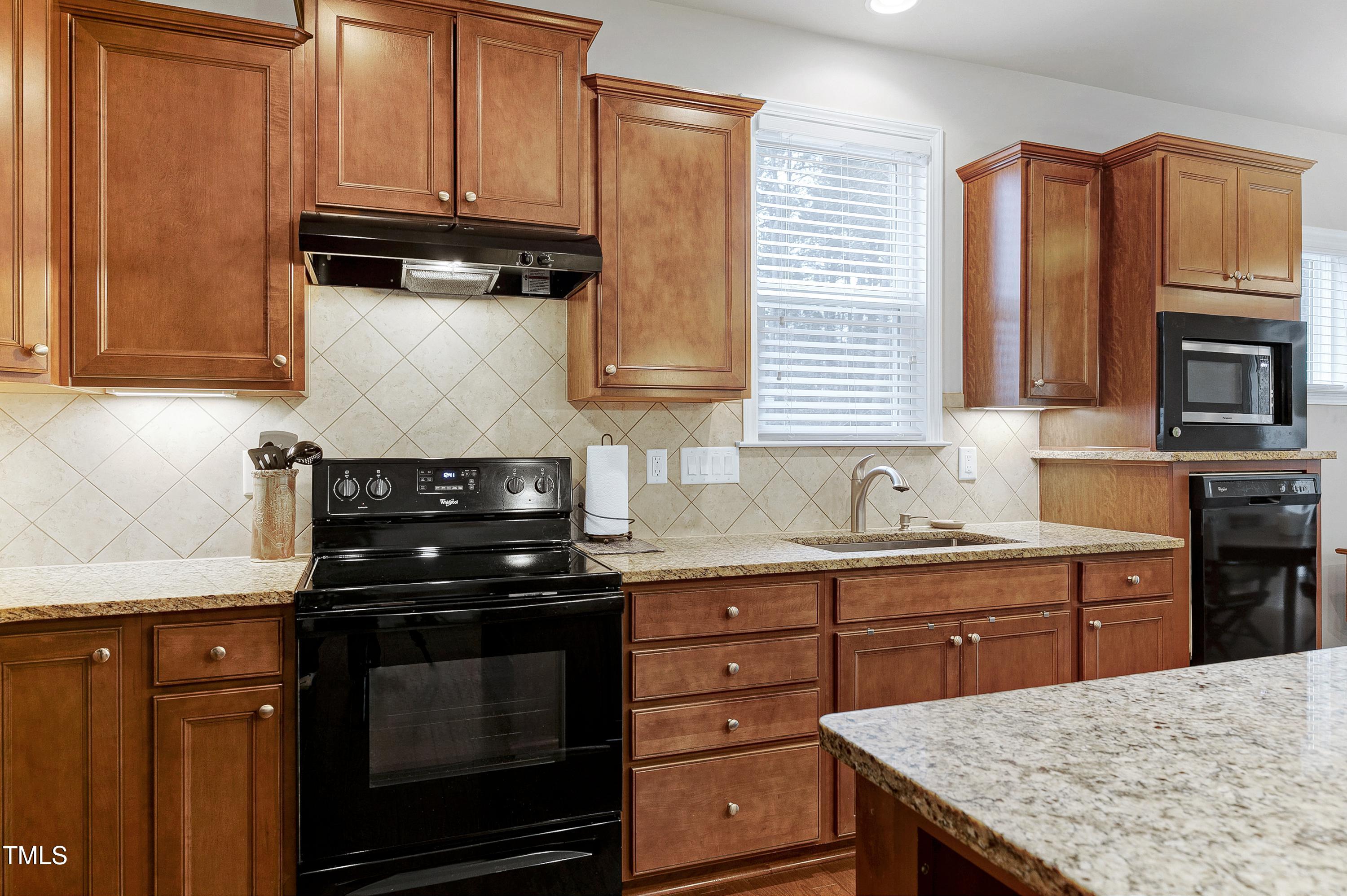 603 Tuttle Road Durham, NC 27703 - Photo 8 of 53 Scene-8