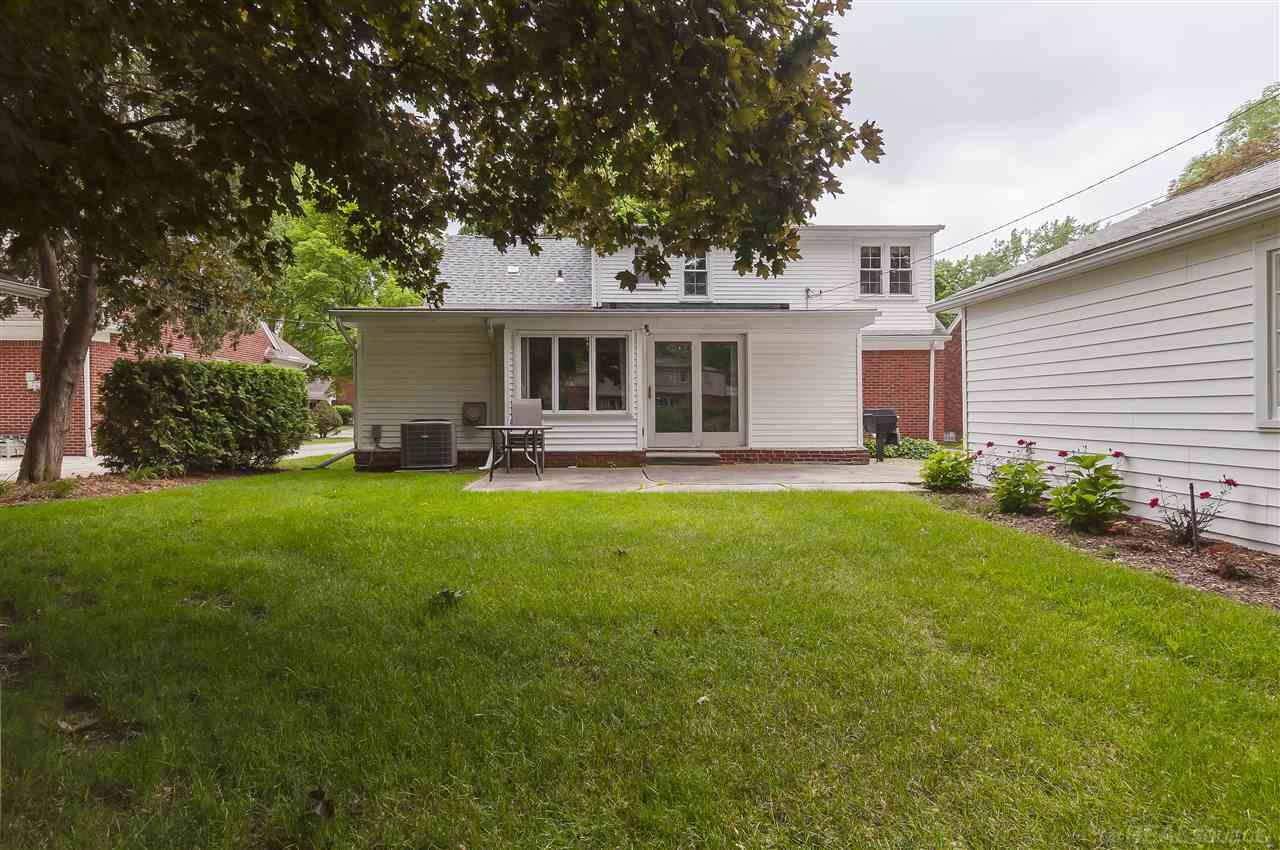 1220 Fairholme Road Grosse Pointe Woods, MI 48236 - Photo 40 of 41