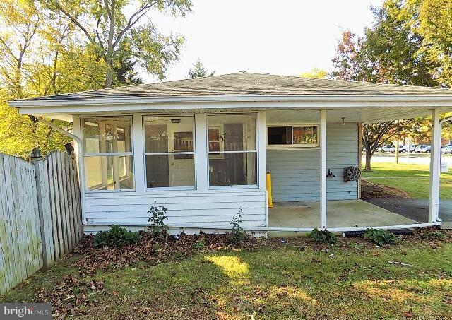 57 Robinson Road Severna Park, MD 21146 - Photo 2 of 11 Exterior (Front)