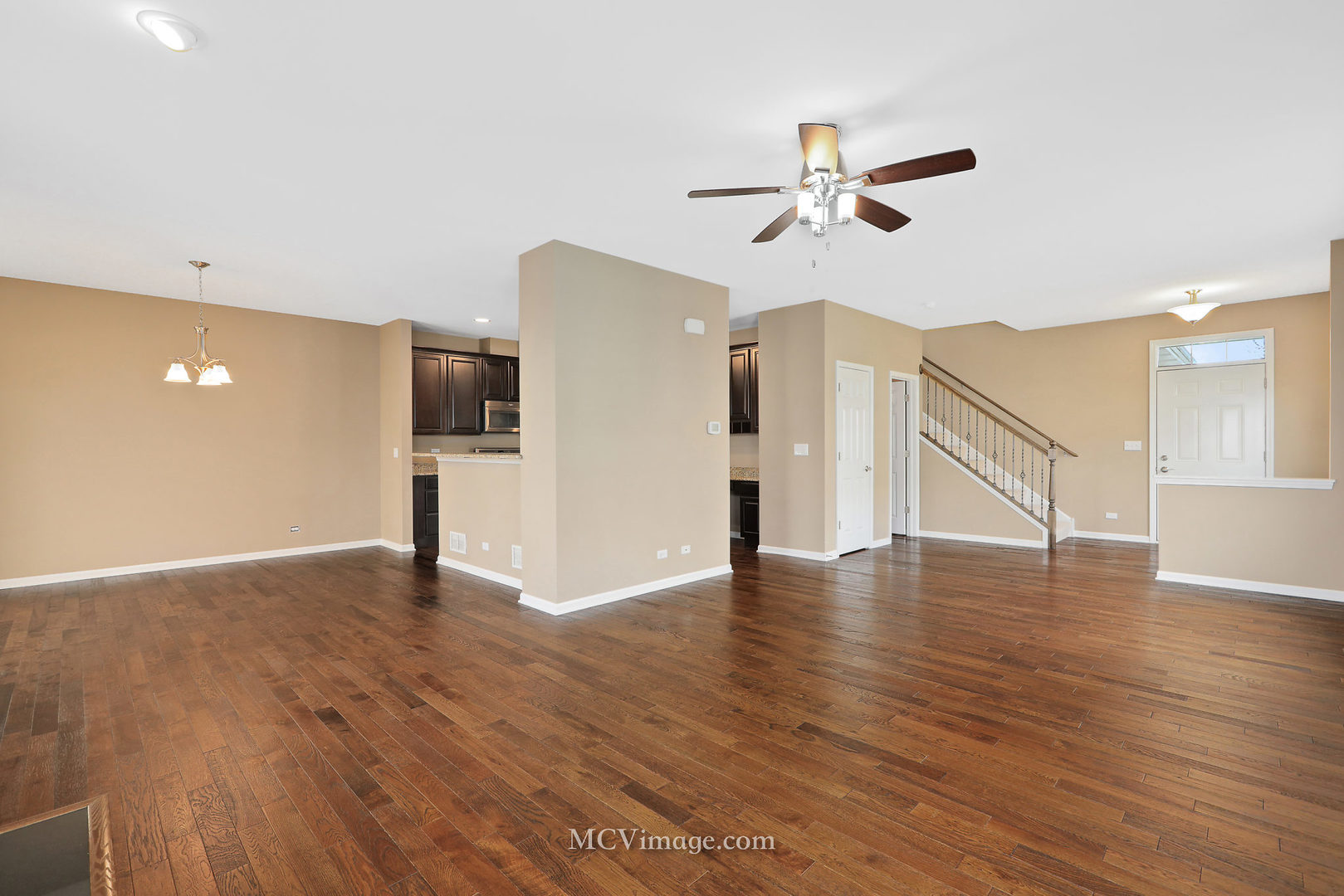 2959 Church Road Aurora, IL 60502 - Photo 8 of 36 a view of empty room with wooden floor