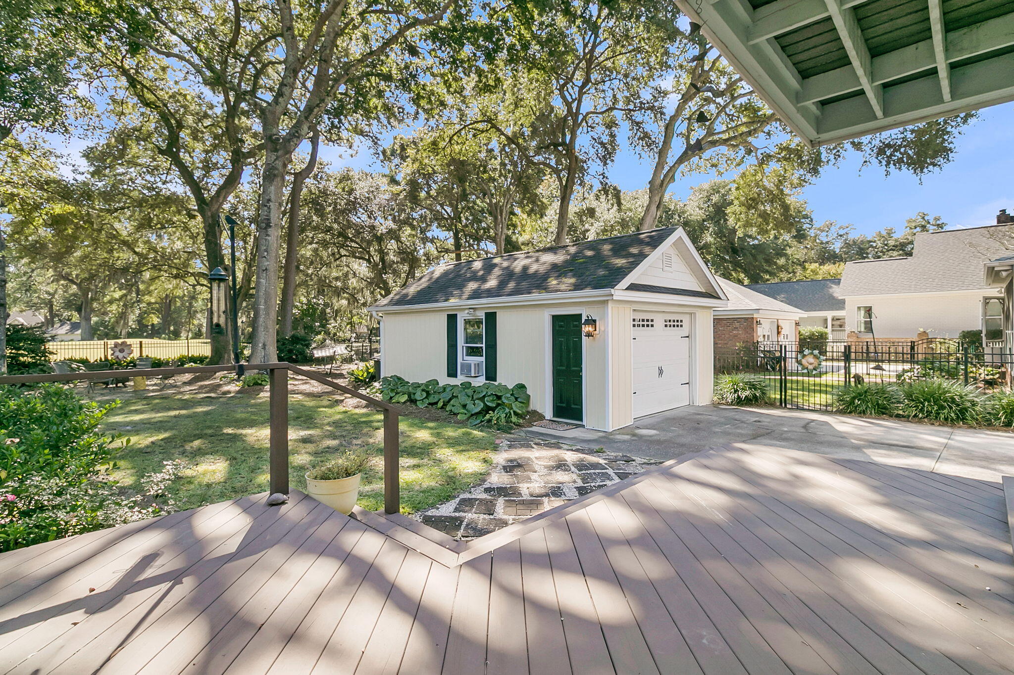 1050 Loyalist Lane Mount Pleasant, SC 29464 - Photo 27 of 31 CREM - 1050 Loyalist Lane-Deck