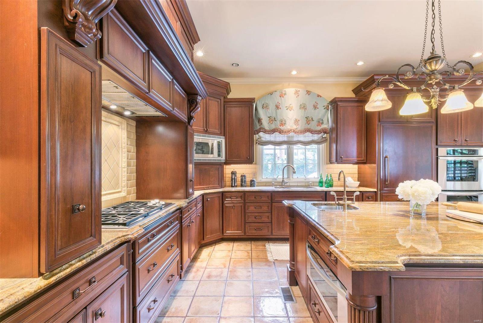25 Deerfield Road Ladue, MO 63124 - Photo 11 of 25 Gallery Image 11