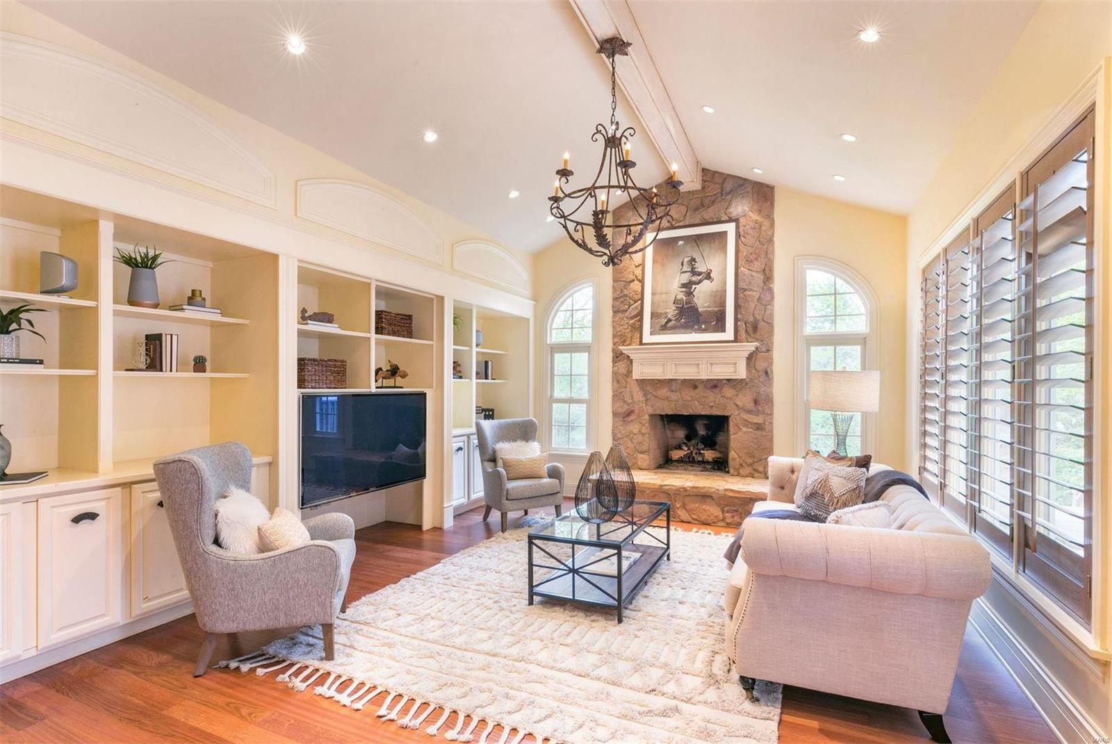 25 Deerfield Road Ladue, MO 63124 - Photo 12 of 25 Gallery Image 12