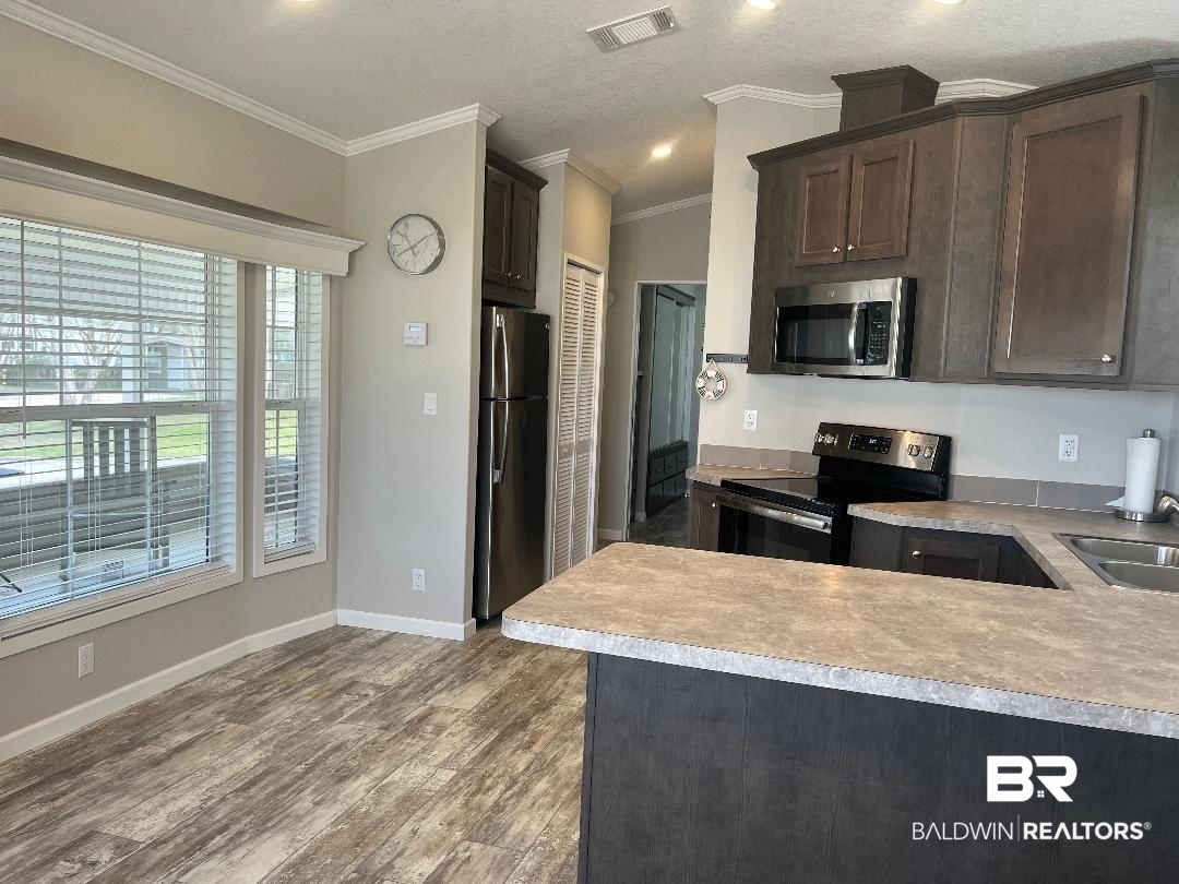 24711 County Road 20, Unit B7 Elberta, AL 36530 - Photo 9 of 28 Dining
