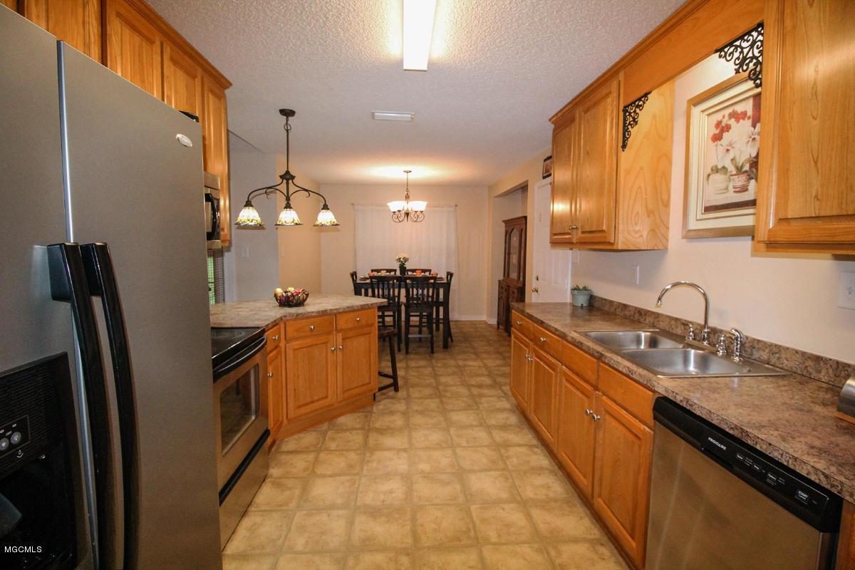 1236 Walt Tanner Road Lucedale, MS 39452 - Photo 12 of 48 2 (3)