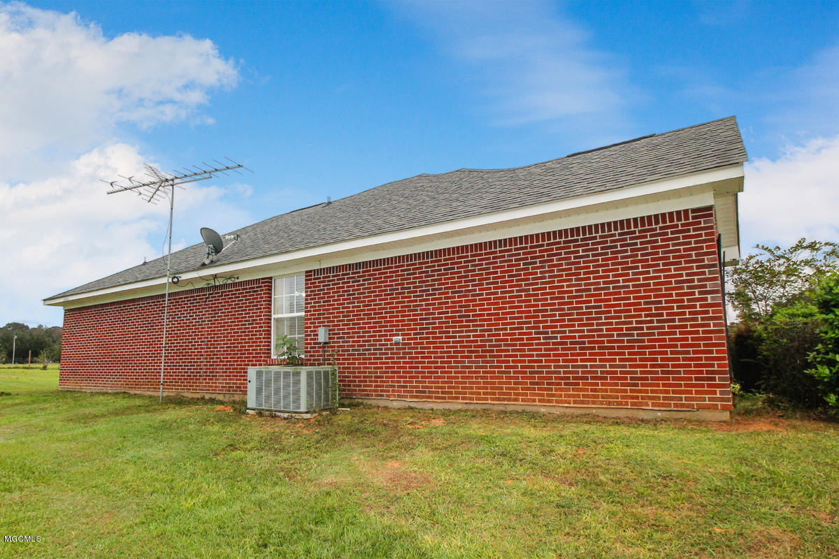 1236 Walt Tanner Road Lucedale, MS 39452 - Photo 43 of 48 5 (6)