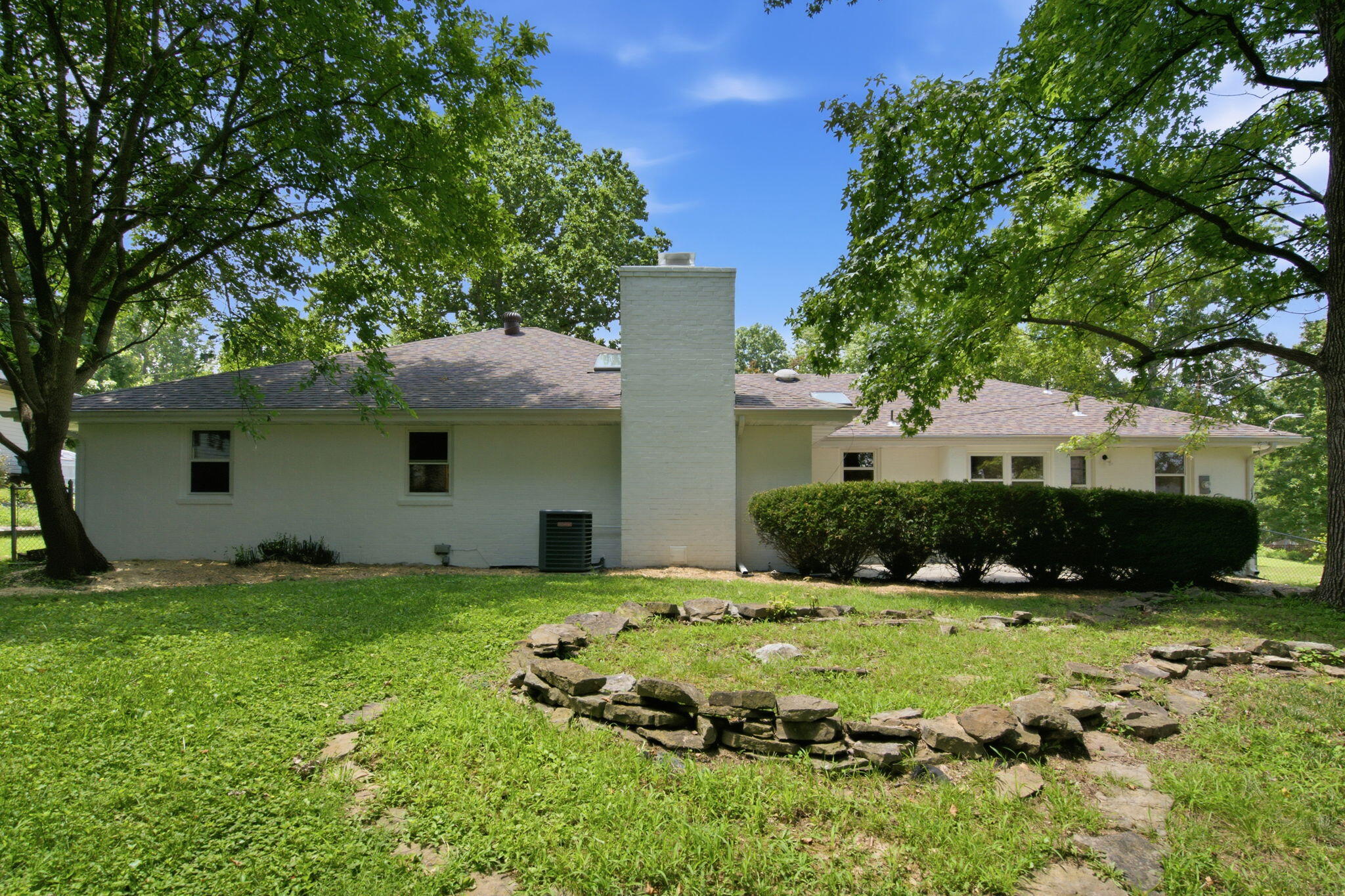 1524 South Charing Avenue Springfield, MO 65809 - Photo 31 of 34 33-web-or-mls-033_HWJ02745