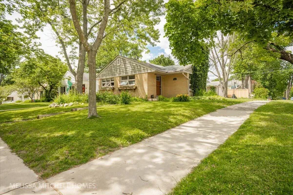 $385,000 | 2631 Richards Drive Southeast, Grand Rapids, MI 49506