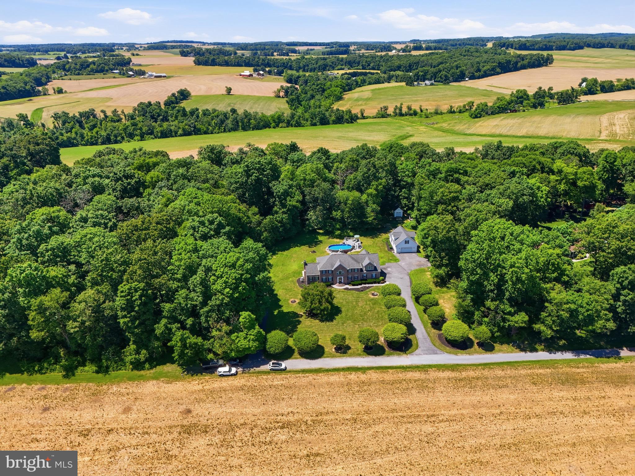 6340 Hunters Ridge Lane Stewartstown, PA 17363 - Photo 4 of 108