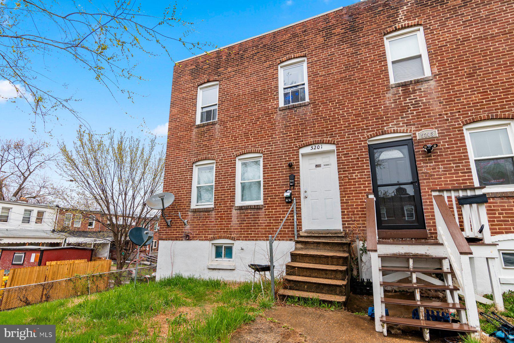 5201 Brookwood Road Baltimore, MD 21225 - Photo 12 of 34 Gallery Image 12