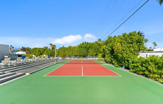 a picture of city view with houses