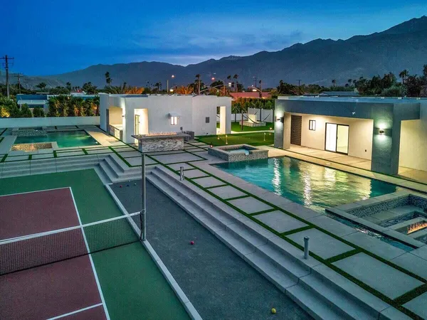 a view of a tennis court