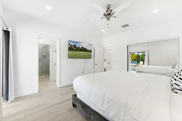 $1,699,900 | 2150 North Farrell Drive, Palm Springs, CA 92262