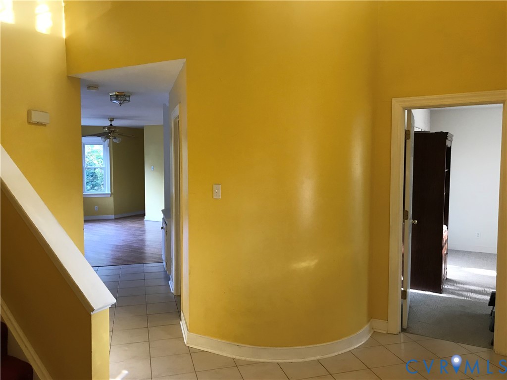 2395 State Rte 635 Midlothian, VA 23113 - Photo 15 of 38 a view of a hallway with a bathroom