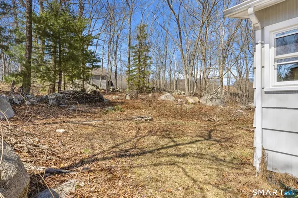 $329,000 | 9 Stone Court, Ledyard, CT 06335