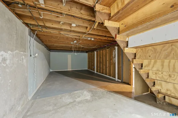$329,000 | 9 Stone Court, Ledyard, CT 06335