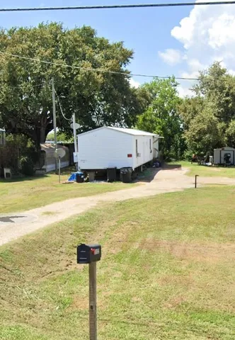 $1,100 | 26922 Highway 23, Port Sulphur, LA 70083