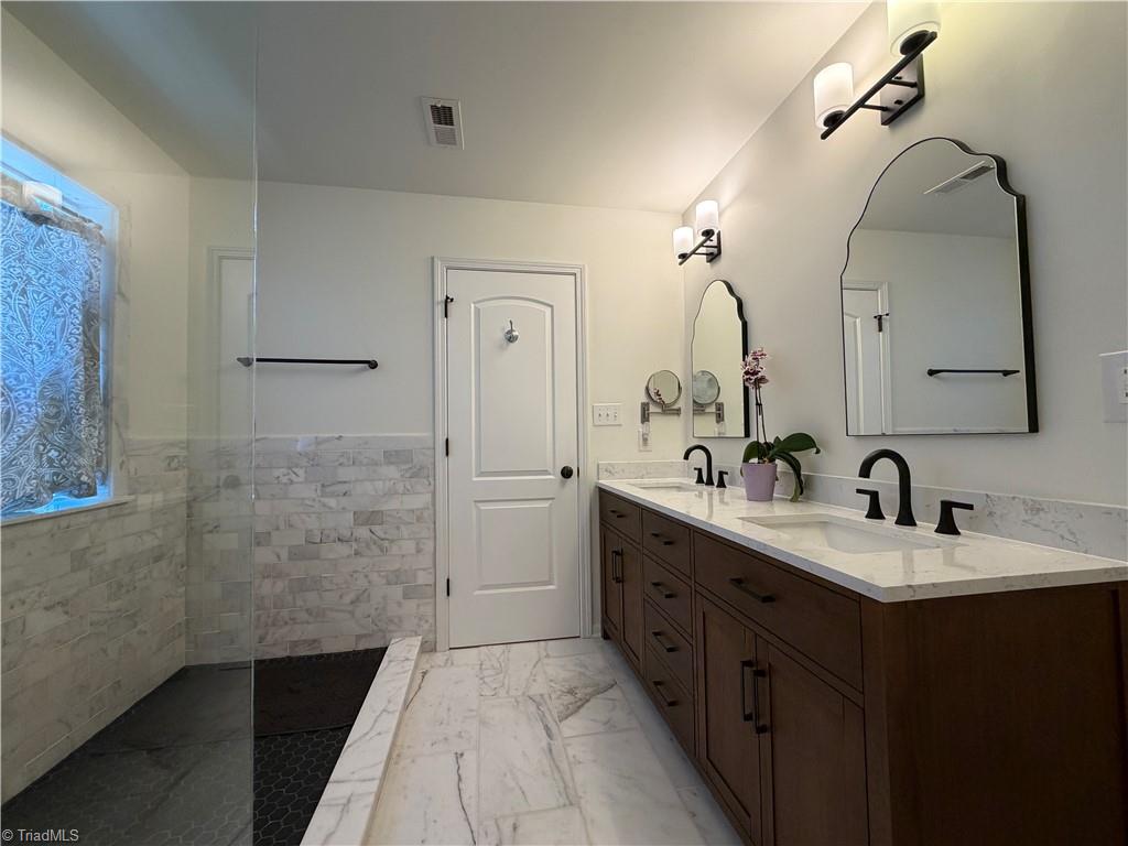 2971 Shady View Drive High Point, NC 27265 - Photo 20 of 45