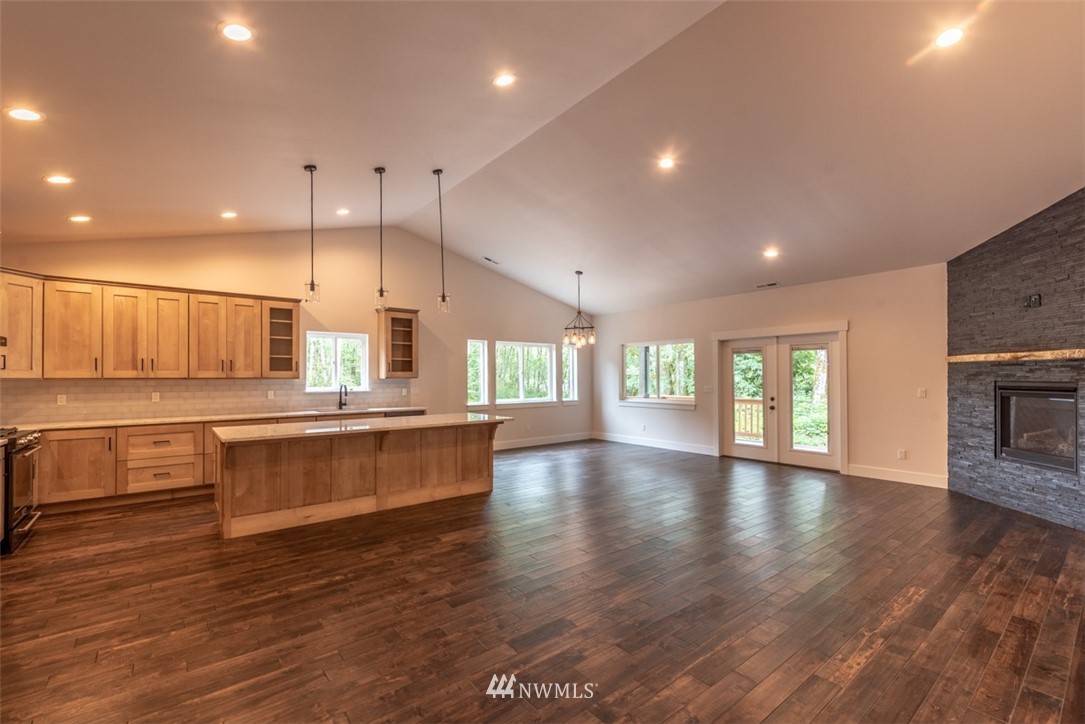 23545 Mosier Road Sedro-Woolley, WA 98284 - Photo 3 of 24 Gallery Image 3