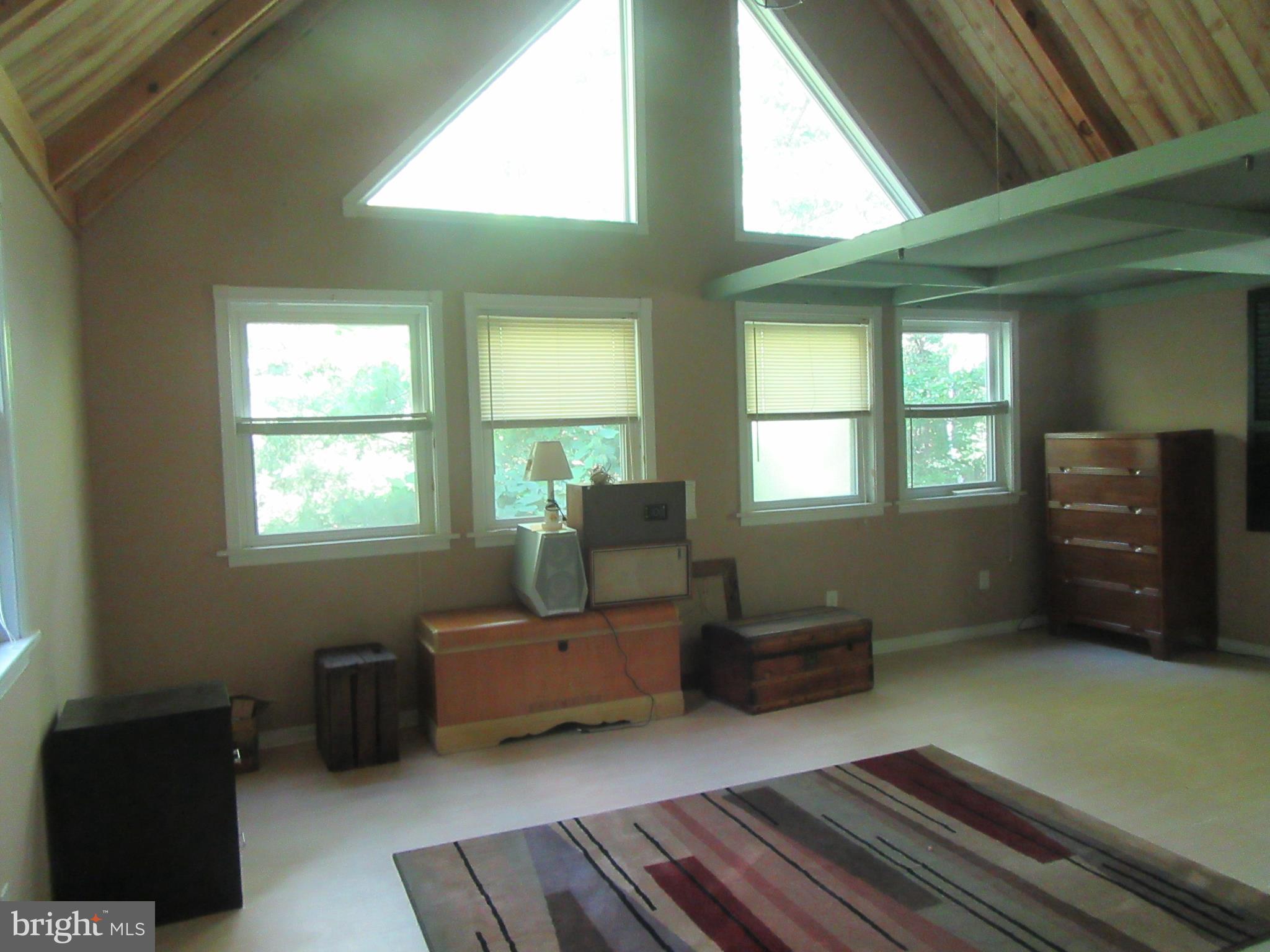 567 Oak Hill Road Berkeley Springs, WV 25411 - Photo 9 of 20 Bedroom