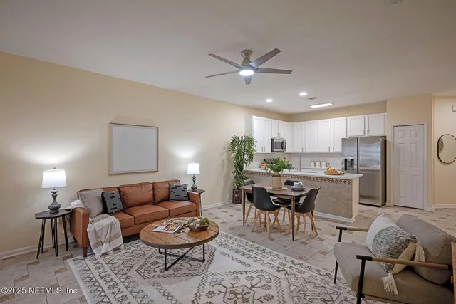 $245,000 | 512 Hopewell Drive, Orange Park, FL 32073