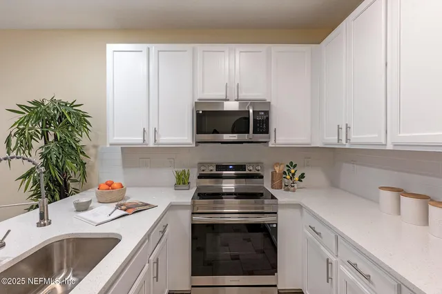 $245,000 | 512 Hopewell Drive, Orange Park, FL 32073