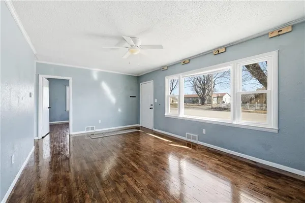 $165,000 | 307 South 26th Street, Lexington, MO 64067