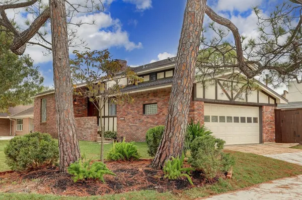 $3,700 | 4135 Breakwood Drive, Houston, TX 77025