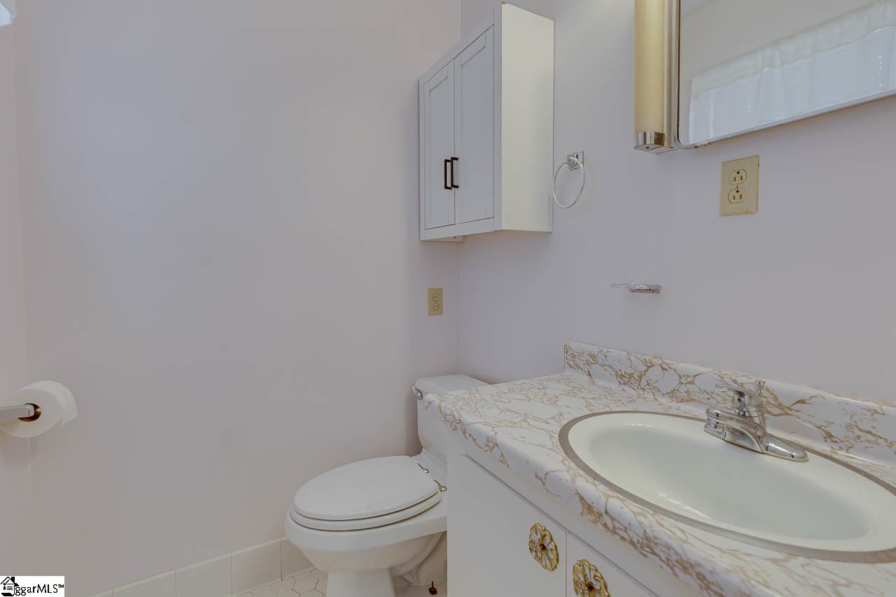 201 Walker Springs Road Taylors, SC 29687 - Photo 18 of 32