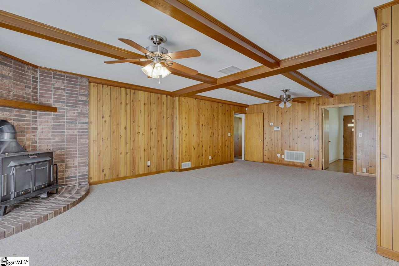 201 Walker Springs Road Taylors, SC 29687 - Photo 21 of 32