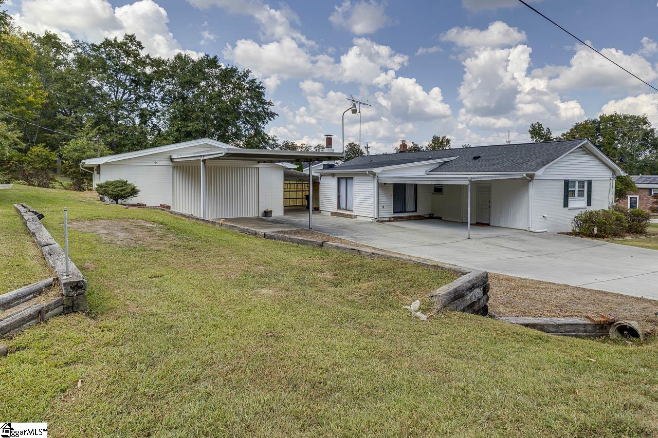 201 Walker Springs Road Taylors, SC 29687 - Photo 28 of 32