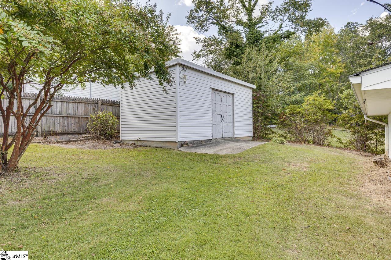 201 Walker Springs Road Taylors, SC 29687 - Photo 29 of 32