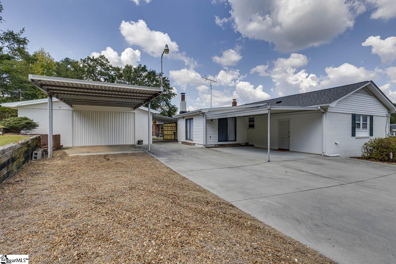 201 Walker Springs Road Taylors, SC 29687 - Photo 30 of 32